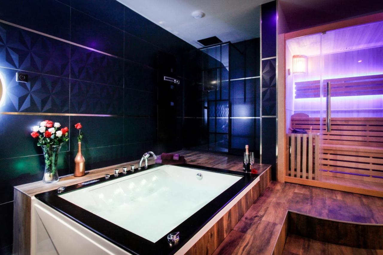 L'Ecrin Champenois - Suite Avec Balneo Et Sauna Prives Châlons-en-Champagne Zewnętrze zdjęcie